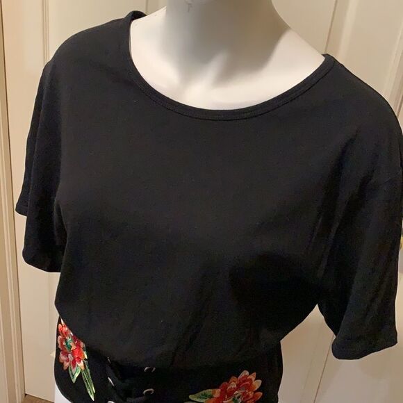 500 Maison Cinqcent Embroidered blacktop. NWT. Med - Picture 3 of 14